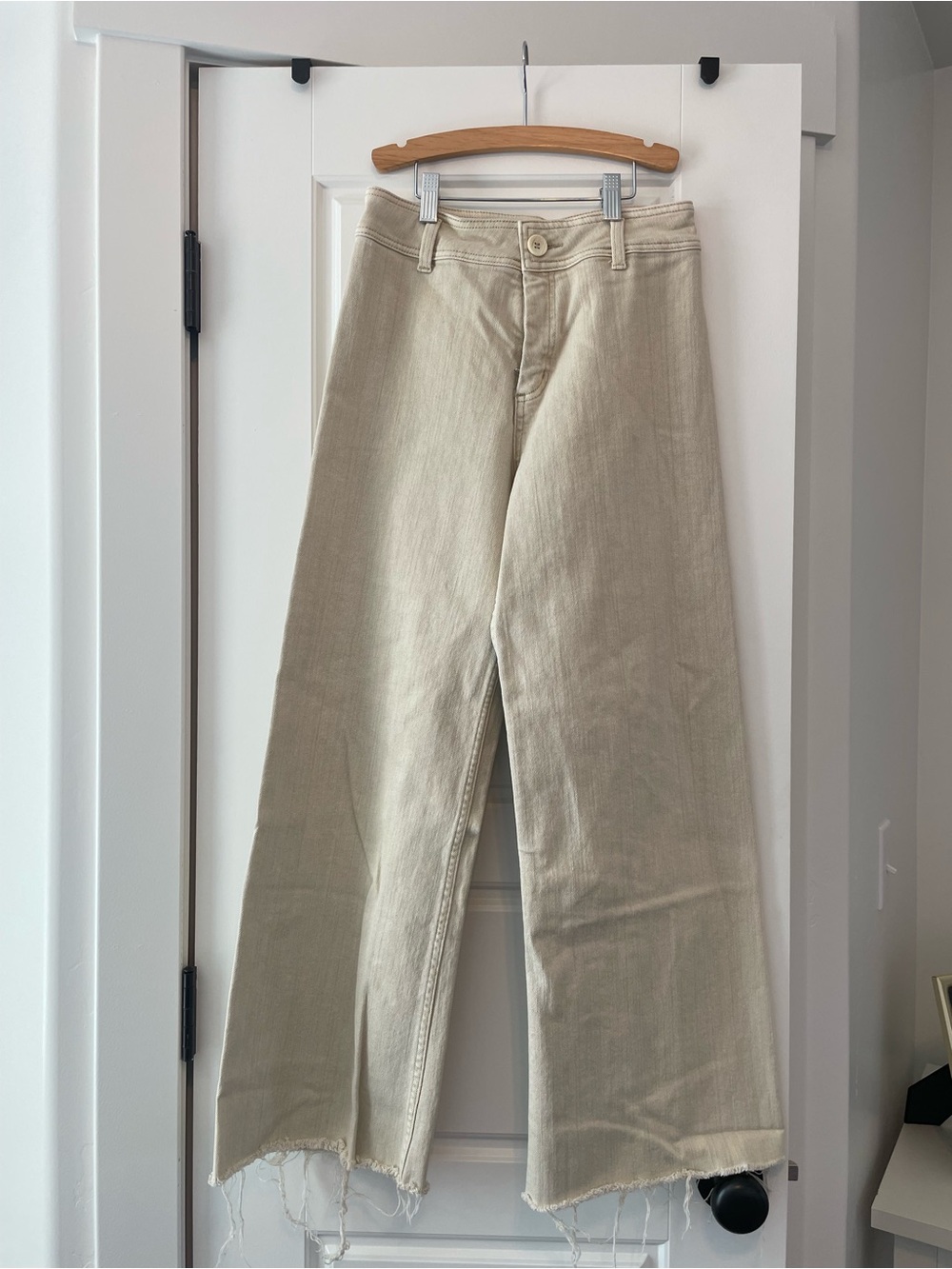 Wide Leg High-Rise Pants in Light Beige